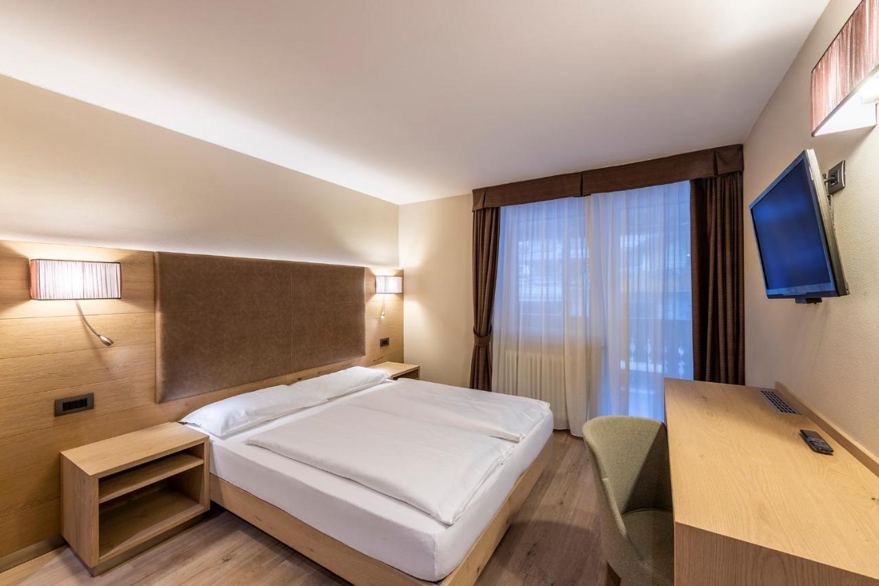 Design & Suite Hotel Ciarnadoi Vigo di Fassa Dış mekan fotoğraf